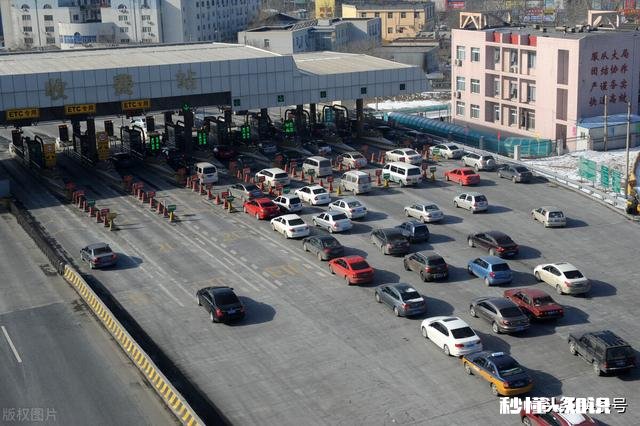 ETC是不是有什么弊端为什么到现在还有很多车走人工通道