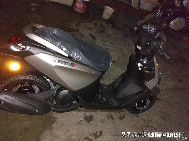 每天上下班通勤40公里，求推荐1万左右的踏板摩托