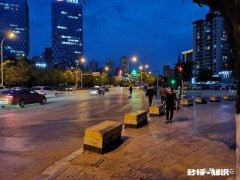 刚毕业，有些迷茫，一份自己不喜欢还累，但是工资不错的工作，该去做吗