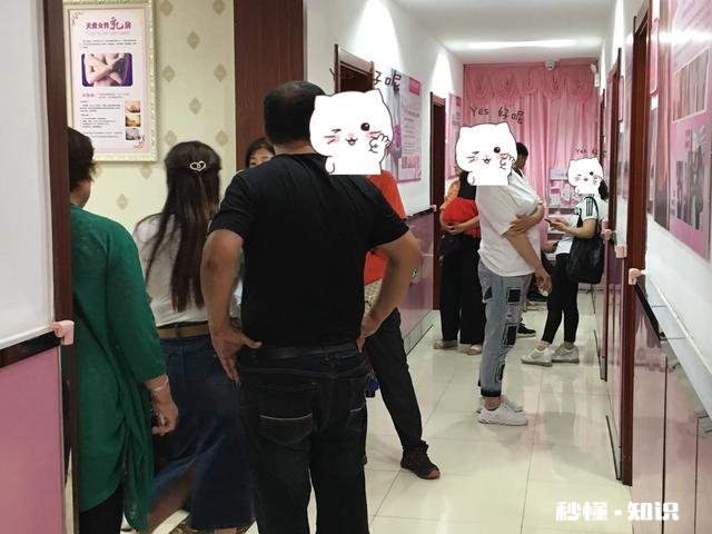 如何辨别脂肪型和乳腺型乳房