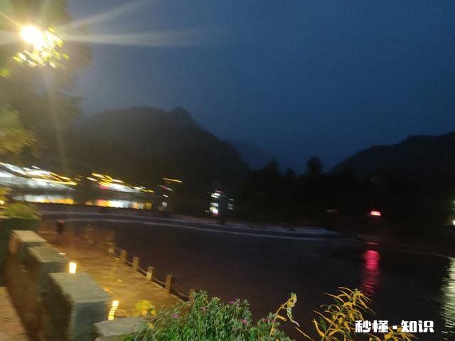 夫妻双方明明都不相爱了，但死都不愿意离婚，为什么