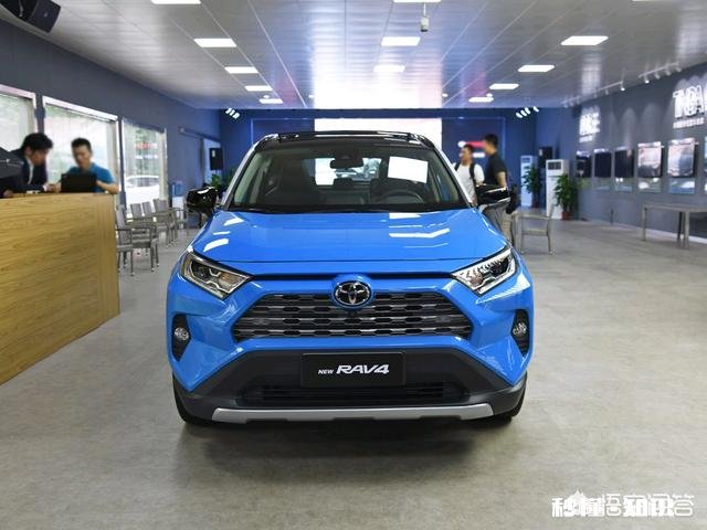 新款丰田荣放2020款，2.0L值得买吗