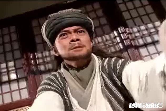 降龙掌在乔峰手中威力强大，可在洪七公手中，为何打不过王重阳