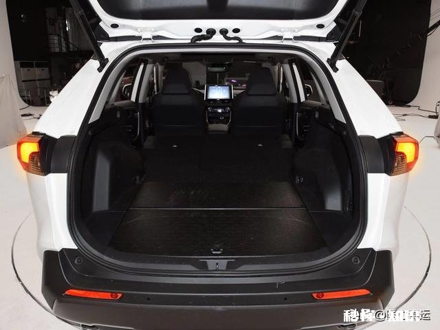 我第一次买车，看上了一汽丰田荣放，大伙觉得怎么样