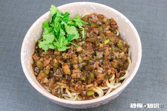 怎么做炸酱面