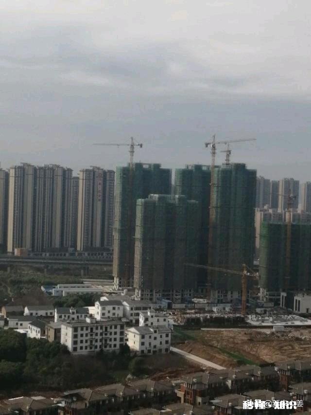 开发商什么证都没有，叫大家去收房，这是欺诈吗