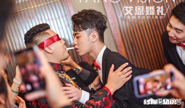 张云雷当伴郎，郭德纲、于谦、高峰到场祝贺，是谁的婚礼那么有排面