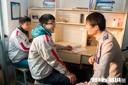 高中教育为什么不能像初中那样老师督促学生学，那样升学率不就更高了吗