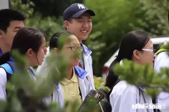 高中教育为什么不能像初中那样老师督促学生学，那样升学率不就更高了吗