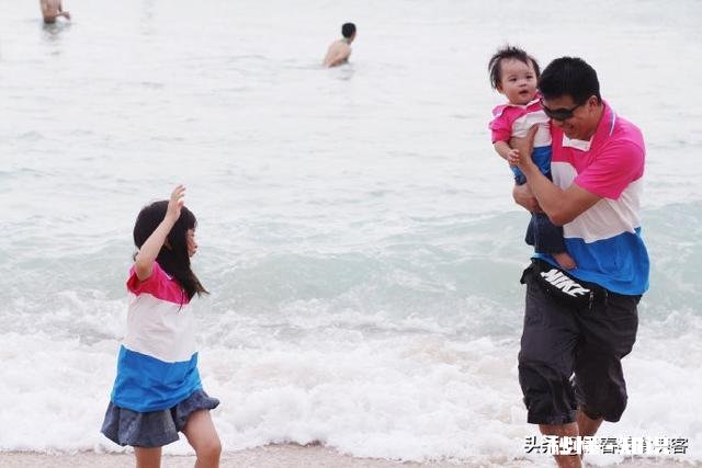 39岁离异男，女儿归前妻，跟一个女人带一个儿子，她嫌我对儿子不好，该怎么办