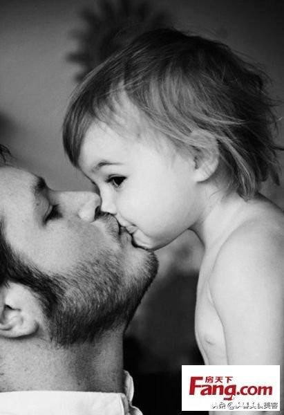 39岁离异男，女儿归前妻，跟一个女人带一个儿子，她嫌我对儿子不好，该怎么办