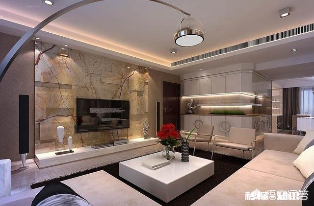 平板电视好还是曲屏的好