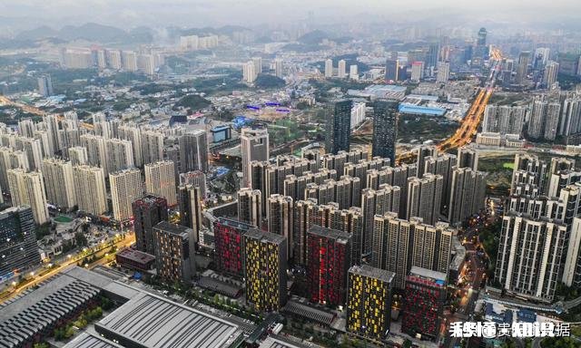 在贵阳一年收入15万，5套房子，什么水平