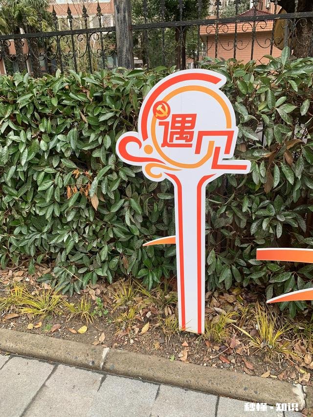 有人说“口袋没钱，又死要面子，这种人注定穷一辈子”你怎么看