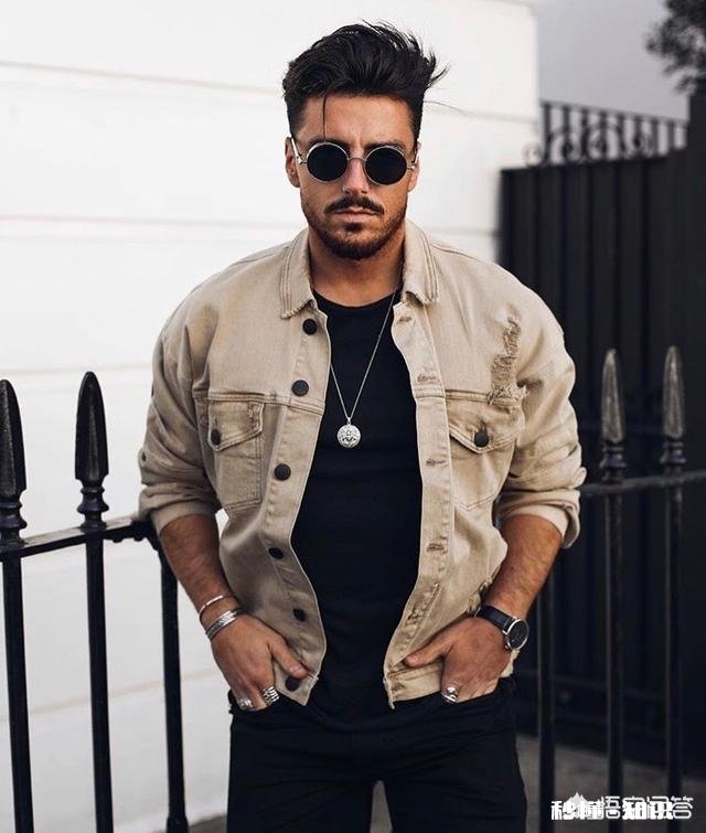 男士黑皮肤怎么穿大地色系不显更黑