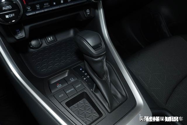 2.0L的荣放怎么样，家用够用吗