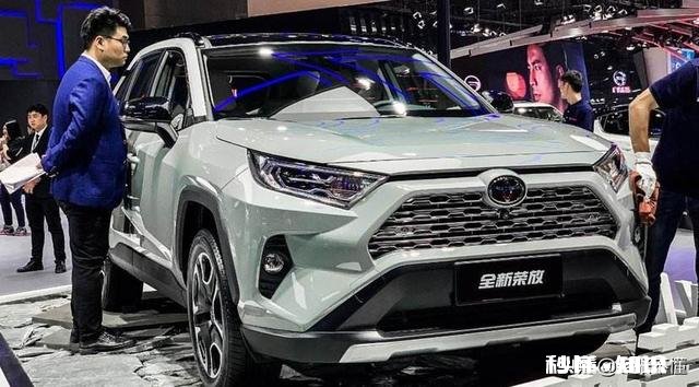 2.0L的荣放怎么样，家用够用吗