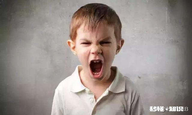 小孩遇到问题就哭闹,怎么办