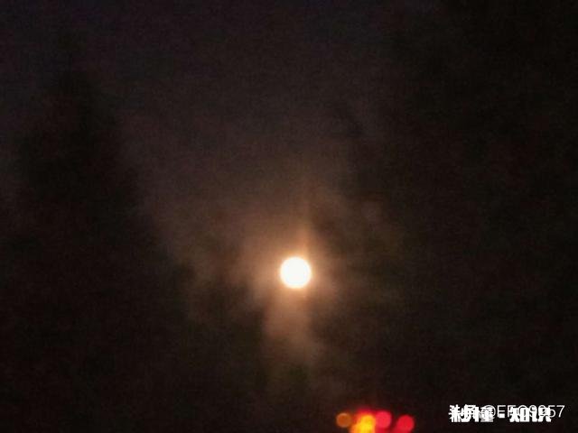 你喜欢十五的月亮，还是十六的月亮呢