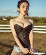 如果一个男生经济条件一般，找了个有钱的靓女女友后却提出生活消费AA制，女友会怎样想