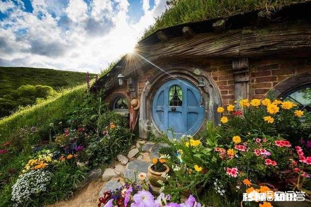 古代的纸窗户不怕下雨时被淋透吗，为什么