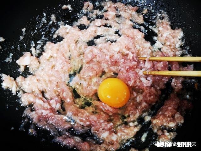 请问用什么肉和菜包的饺子好吃