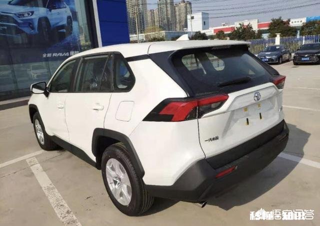 想入手丰田荣放的2.0L都市版，值得购买吗