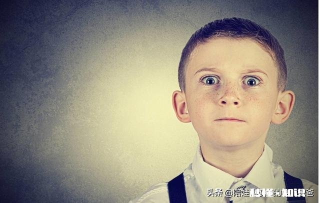 孩子从小性格倔强，决定的事情谁劝都不听，该怎么办