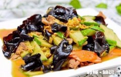 糖尿病患者的餐桌上，哪些菜要尽量少吃或不吃