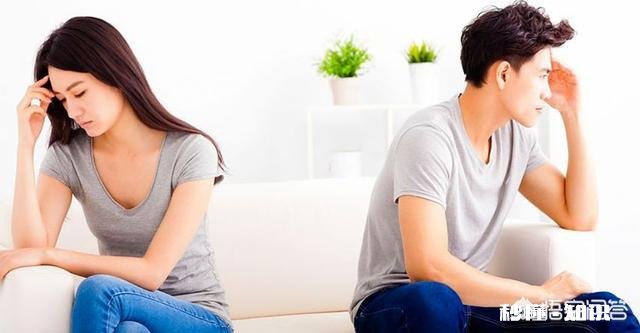 夫妻间发生点小矛盾,妻子反锁门不让丈夫进房休息.这种行为你怎么看