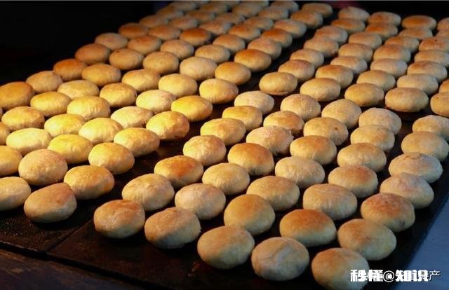 马上到中秋节了，大家都来说说你们当地都喜欢吃什么馅的月饼