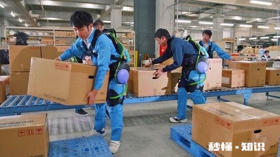 机器人外骨骼最近能够实现转向的功能，请问国内的机器人外骨骼离这个还有多远的距离