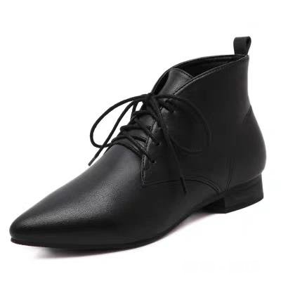 请问下给妈妈买鞋子的话，适合买什么鞋子