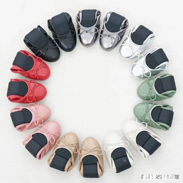 请问下给妈妈买鞋子的话，适合买什么鞋子