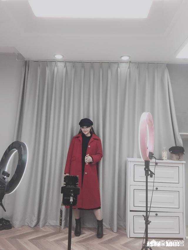 胖女孩在冬天该如何搭配衣服