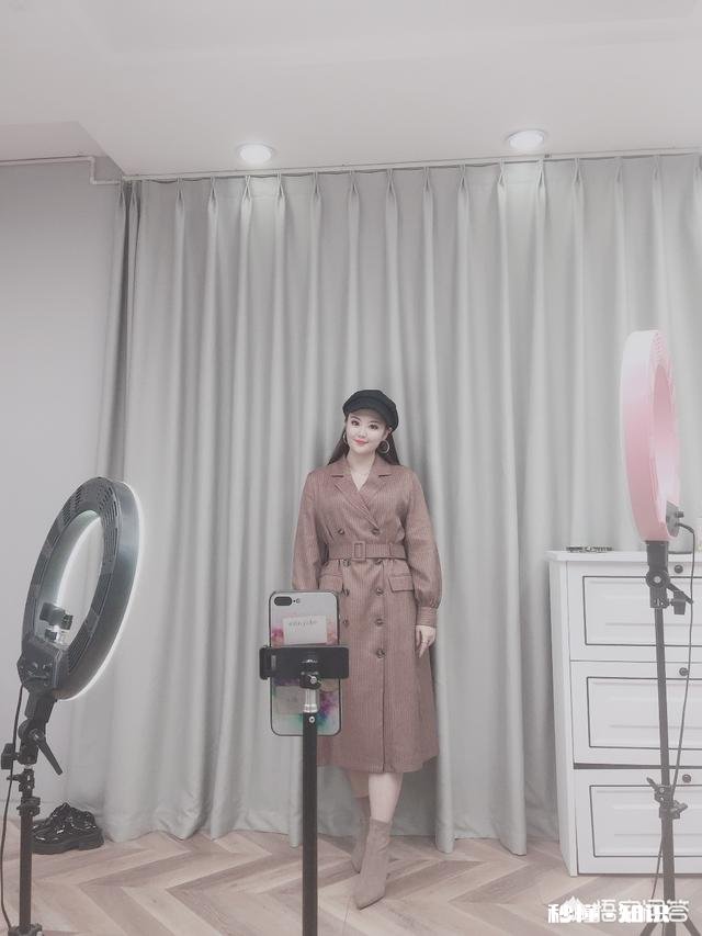 胖女孩在冬天该如何搭配衣服