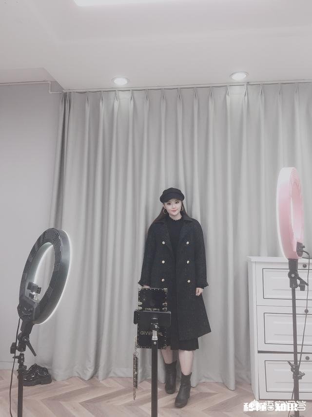 胖女孩在冬天该如何搭配衣服