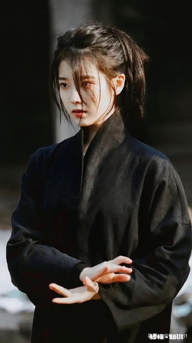 如果一个男人除了不给你金钱，其他方面对你挺好的，那他到底爱你吗