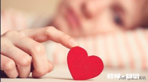 一个不能送你回家的男人就不是好男人，可是送你回家的人心里有多少你呢