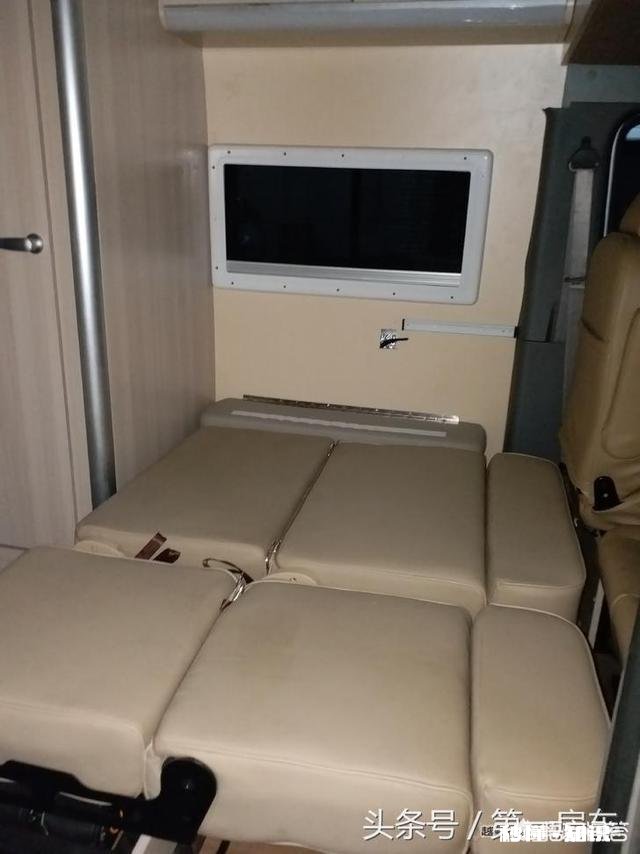 在长途行驶中，房车内部座椅用轿车座椅和房车专用座椅哪个更舒适