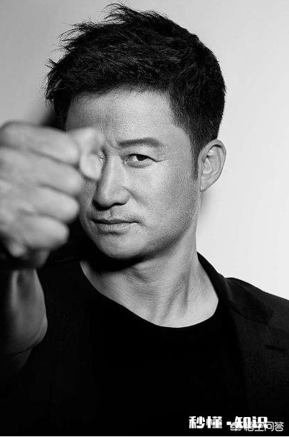 《流浪地球》这部电影怎么样做为中国首部科幻片电影