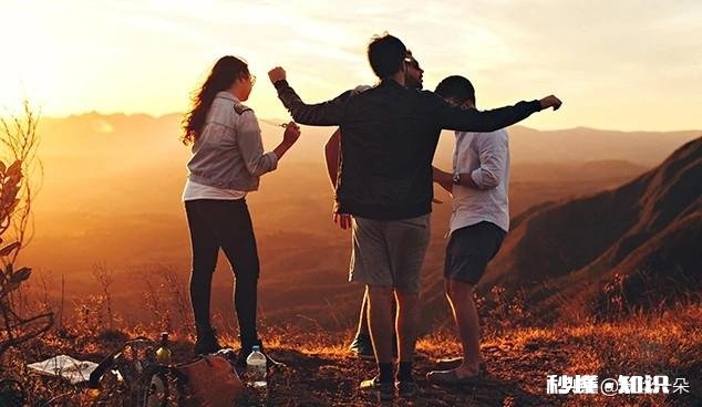 你觉得女人40岁未婚，可笑吗