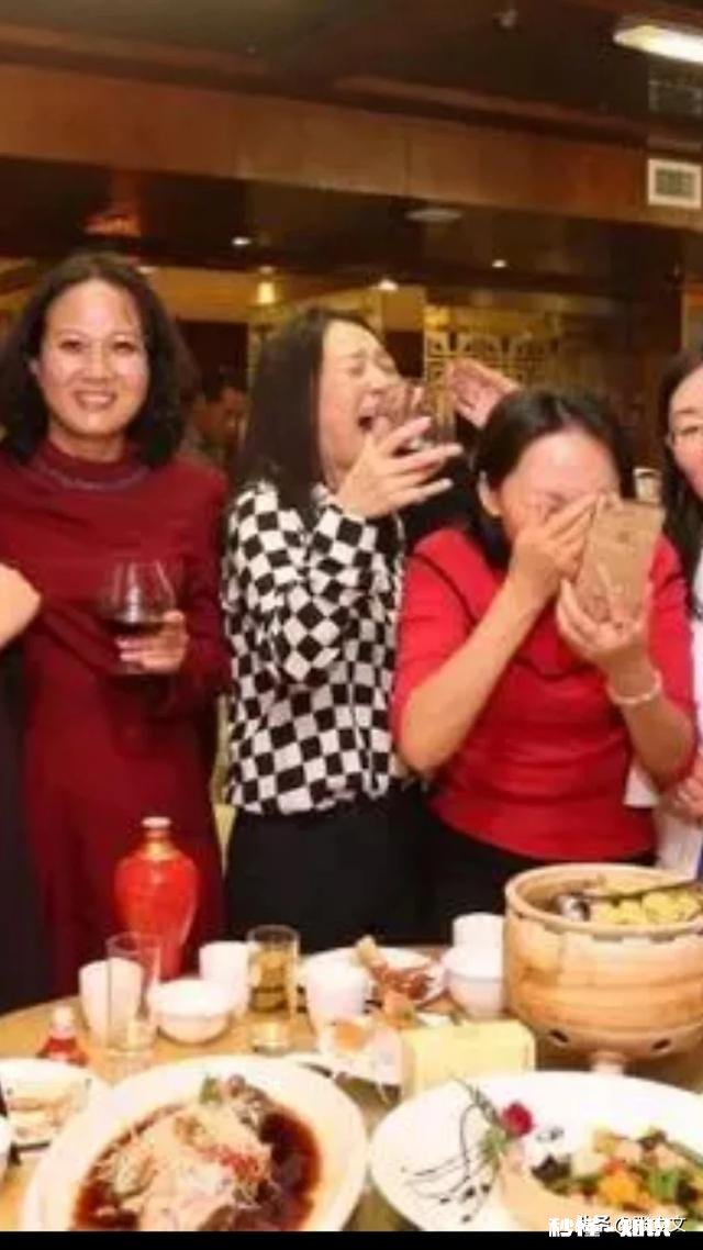 为什么你和以前小学、初中、高中、大学的同学越来越没话聊了