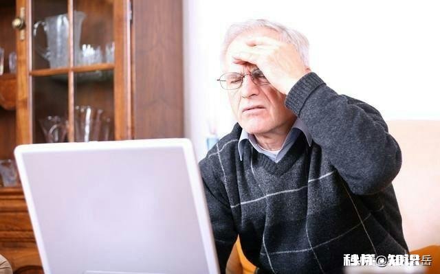 关爱老人,最适合老年人使用的科技好物都有哪些