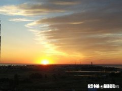 喝一杯十几块钱的奶茶眼都不眨，一个爱奇艺会员却可以让你求遍朋友圈，是什么心理