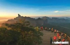 誉为现代数学之父的华罗庚院士没上过大学，水稻之父袁隆平院士也没考上名牌，你怎么看