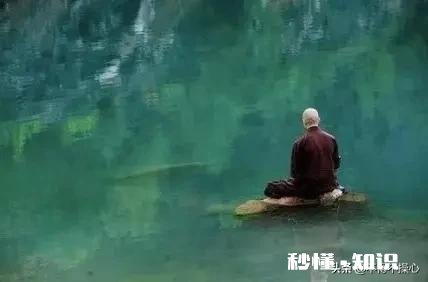 因为成绩很好,但为人沉默不会和同学交流而被树立不符合自身人设怎么办