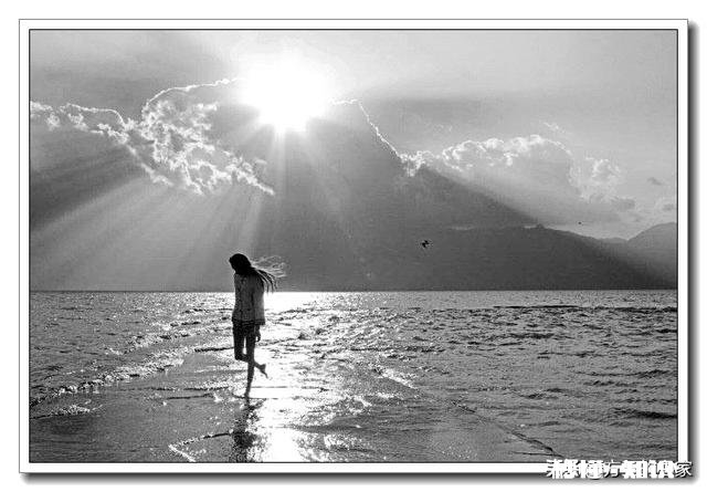 女人该如何做到感情独立、经济独立，最大地实现自己在社会中的价值