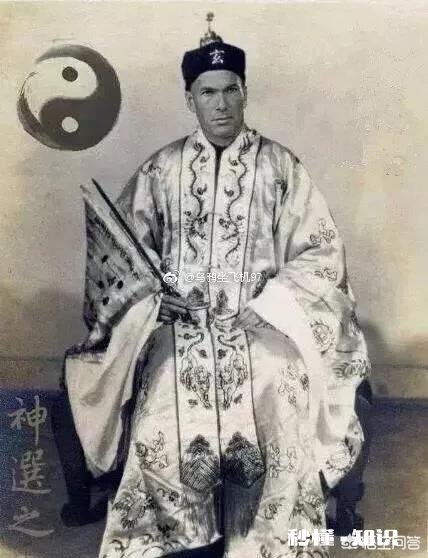 皇马官宣齐达内回归震惊足坛，消息很快便引爆热搜，你怎么看待齐达内的执教前景