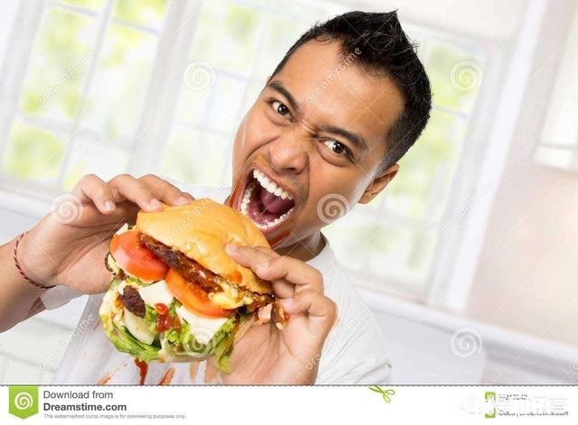 遵从内心可能会不怎么挣钱，那你选择遵从内心，还是选择挣钱呢